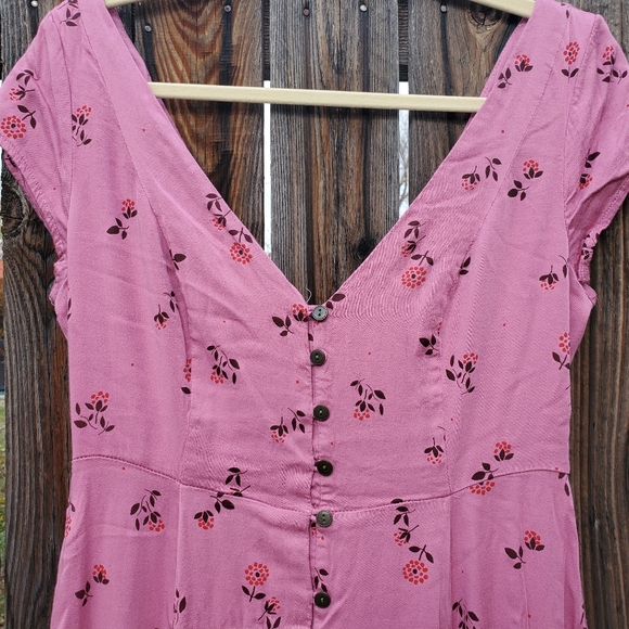 UO floral dress - Picture 2 of 7